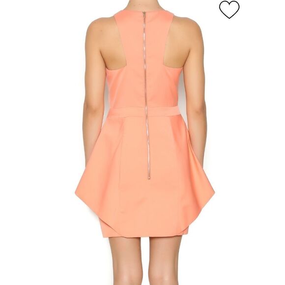 Elliatt Origami Dress - Picture 4 of 8